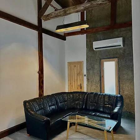 Apartman Novozrekonstruovany 79m2 Mezonetovy V Centre Mesta