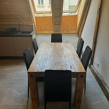 Novozrekonstruovany 79m2 Mezonetovy V Centre Mesta Apartman Eperjes