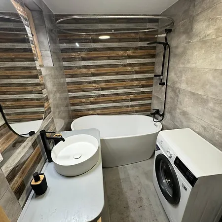 Apartman Novozrekonstruovany 79m2 Mezonetovy V Centre Mesta *
