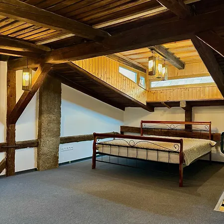 Novozrekonstruovany 79m2 Mezonetovy V Centre Mesta Eperjes